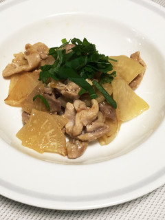 こま豚と大根の醤油炒め-レシピのメイン写真