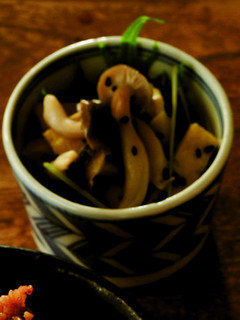 旨味たっぷり♪簡単副菜・しめじの信田煮-レシピのメイン写真