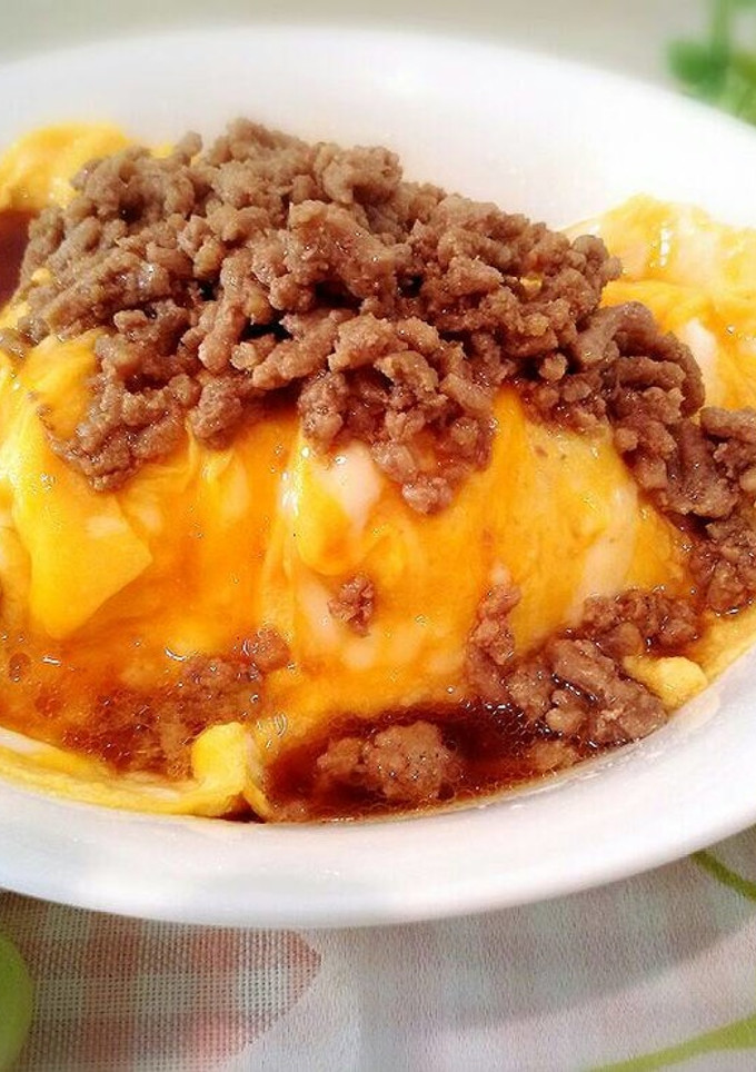 ５分でふわとろ卵のつゆだくそぼろ丼-レシピのメイン写真