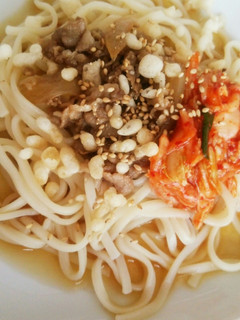 ☆残りの牛丼肉&キムチで冷やしうどん☆-レシピのメイン写真