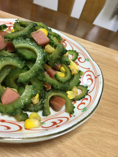 ゴーヤと粒コーンの麺つゆ炒め-レシピのメイン写真