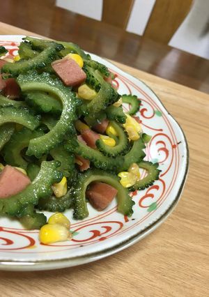 ゴーヤと粒コーンの麺つゆ炒め-レシピのメイン写真