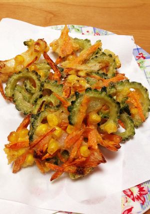 子供もぺろり。ゴーヤのかき揚げ-レシピのメイン写真