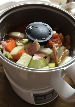 スーププロセッサーで朝食のミネストローネ-レシピのメイン写真