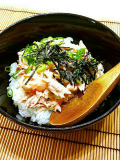 我が家の簡単カニツナ丼-レシピのメイン写真