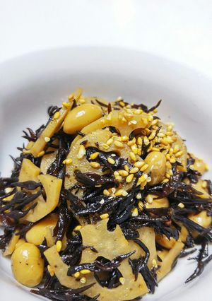 お豆ゴロゴロ★田舎風ひじきと蓮根の煮物-レシピのメイン写真