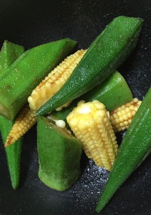 カレー味で夏のオクラをモリモリと！-レシピのメイン写真