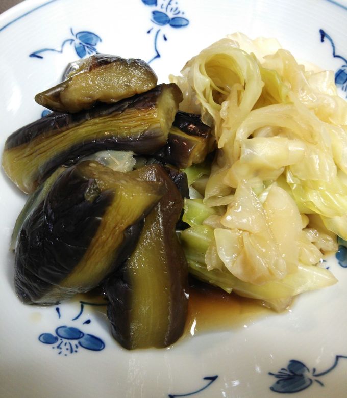 めんつゆでキャベツとなすの煮浸し by ふよようさ8 【クックパッド