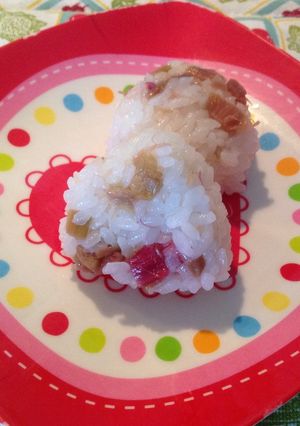 Rhubarbの塩漬けおにぎり-レシピのメイン写真