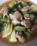 ご飯が進む^o^チンゲン菜と鶏肉の炒め煮