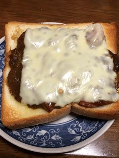焼きカレートースト-レシピのメイン写真