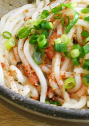簡単☆ふりかけで明太釜玉うどん-レシピのメイン写真