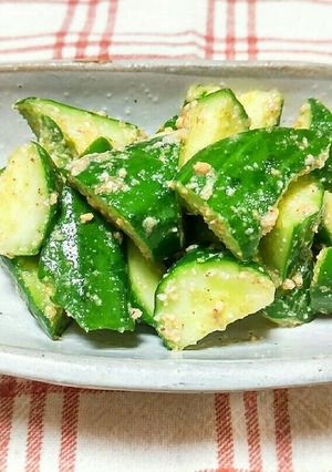胡瓜のゴマ和え　ほんのりにんにくで美味♪-レシピのメイン写真