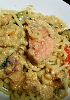 野菜たっぷりの鮭と豆乳のクリームソース麺-レシピのメイン写真