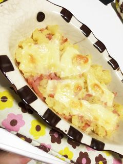 とっても簡単じゃがいもとハムのチーズ焼き-レシピのメイン写真