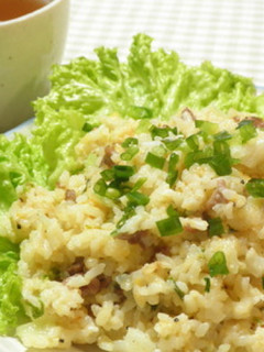 白菜と豚こまのピリ辛マヨ炒飯-レシピのメイン写真