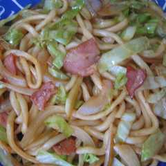 รูปของ しょうゆ味☆焼きうどん