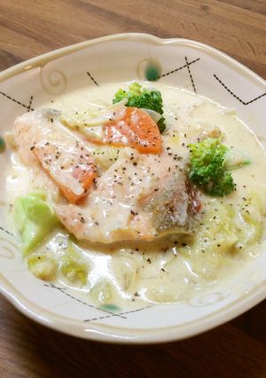 サーモンの味噌クリーム煮♪-レシピのメイン写真