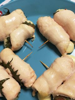 鶏笹身梅しそチーズ巻き-レシピのメイン写真