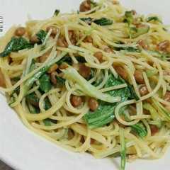 รูปของ 簡単すぎる白だし納豆パスタ