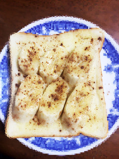 朝バナナをパンに(^-^)-レシピのメイン写真