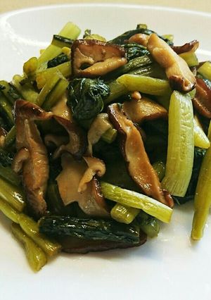 椎茸と野沢菜漬け炒め-レシピのメイン写真