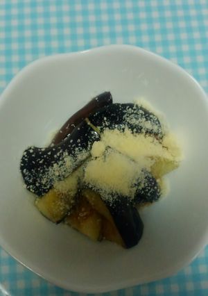やみつき！ナスの素揚げwith粉チーズ♪-レシピのメイン写真