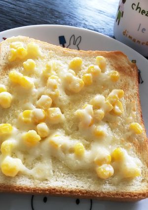 朝食に簡単コーンパン♡-レシピのメイン写真