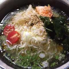 รูปของ 冷製即席麺（冷やしインスタントラーメン）