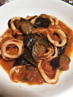 簡単すぎ!イカとナスのトマト炒め煮-レシピのメイン写真