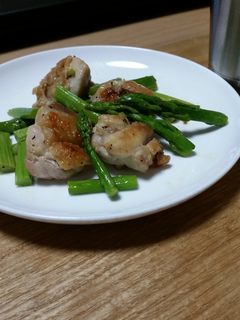 シンプルな鶏肉とアスパラの炒め物-レシピのメイン写真
