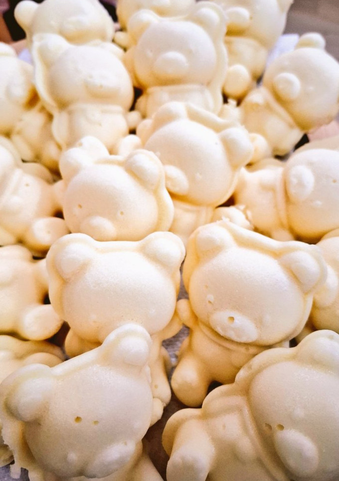ﾚﾝｼﾞで簡単♬米粉でくまさん蒸しﾊﾟﾝ🧸-レシピのメイン写真