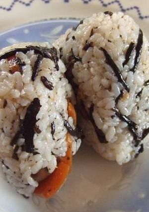 余ったひじきの煮物でおにぎり★-レシピのメイン写真