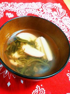 即席!めかぶとかまぼこの吸い物☆-レシピのメイン写真