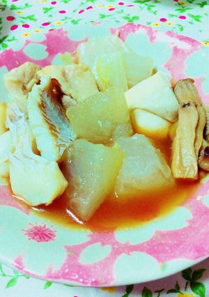 鍋に冬瓜。水炊き、ちゃんこ、何でも合う♪-レシピのメイン写真