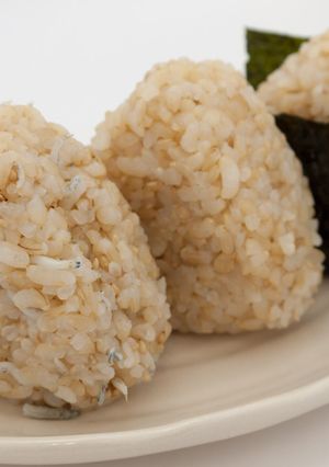 龍の瞳でつくるオイルおにぎりエゴマ油使用-レシピのメイン写真