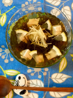 もずくと胸肉のレモン梅スープ-レシピのメイン写真