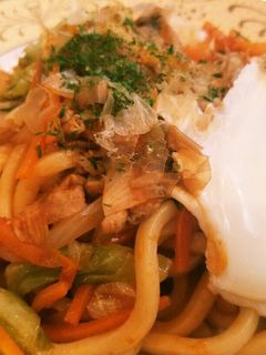 ♪不思議な焼きうどん♪-レシピのメイン写真