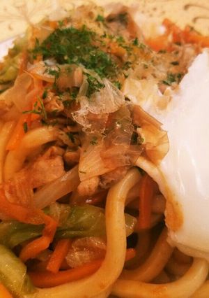 3種調味料の不思議な焼きうどん-レシピのメイン写真