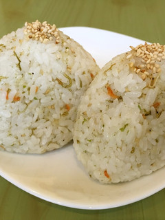 ☆いか昆布 梅 おにぎり-レシピのメイン写真