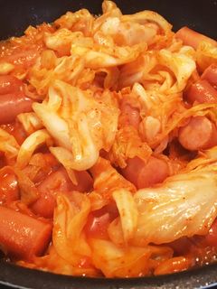 キャベツとソーセージのピリ辛炒め-レシピのメイン写真