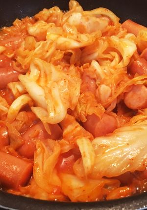 キャベツとソーセージのピリ辛炒め-レシピのメイン写真