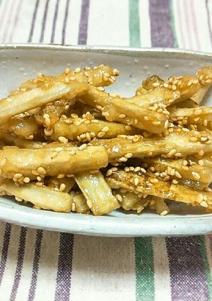 フライパンで簡単♪ゴマゴマ甘辛ごぼう♪-レシピのメイン写真