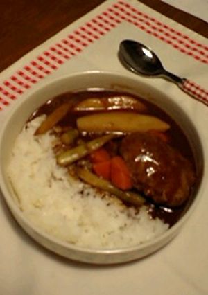 あっという間にトマト入り煮込みハンバーグ-レシピのメイン写真