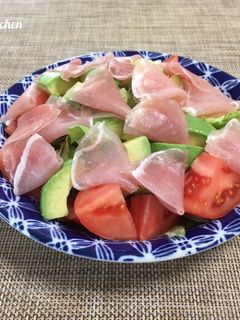 【 アボカドと生ハムのサラダ♪】-レシピのメイン写真