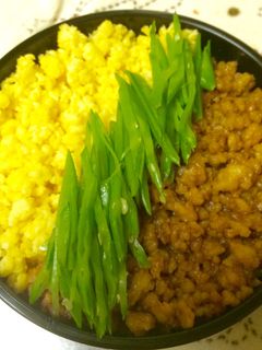 鶏そぼろ三色丼-レシピのメイン写真