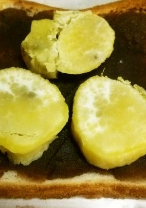 【地元名物アレンジ】いきなりトースト-レシピのメイン写真