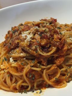 10分で完成!鯖燻製のトマトソースパスタ-レシピのメイン写真