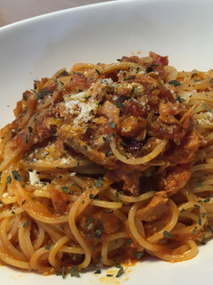 10分で完成!鯖燻製のトマトソースパスタ-レシピのメイン写真