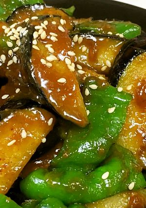 夏の定番！簡単茄子とピーマンの甘味噌炒め-レシピのメイン写真